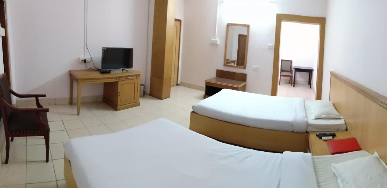 The Regency Hotel Dibrugarh Ngoại thất bức ảnh